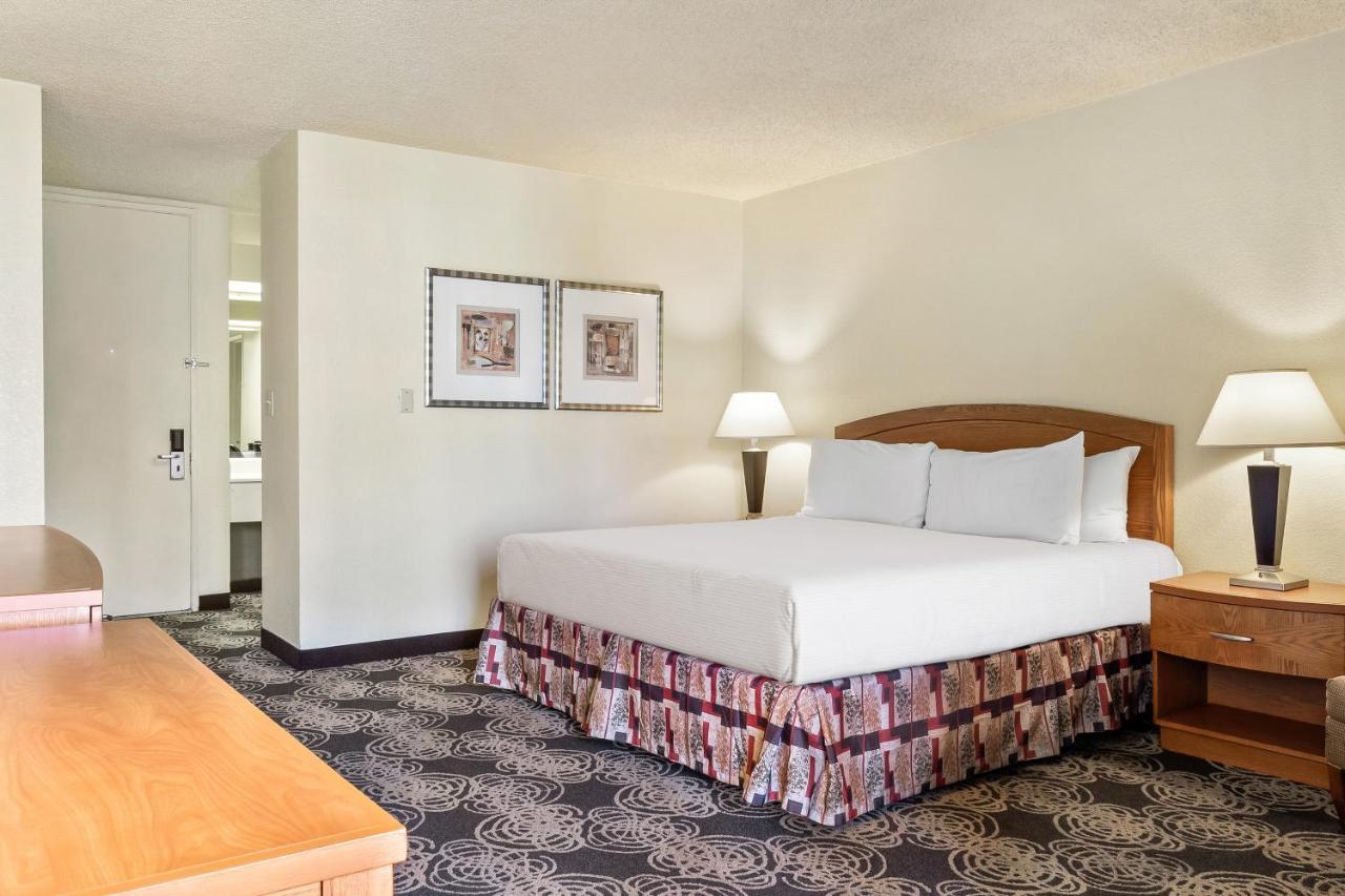 Golden Sails Hotel Long Beach Bagian luar foto