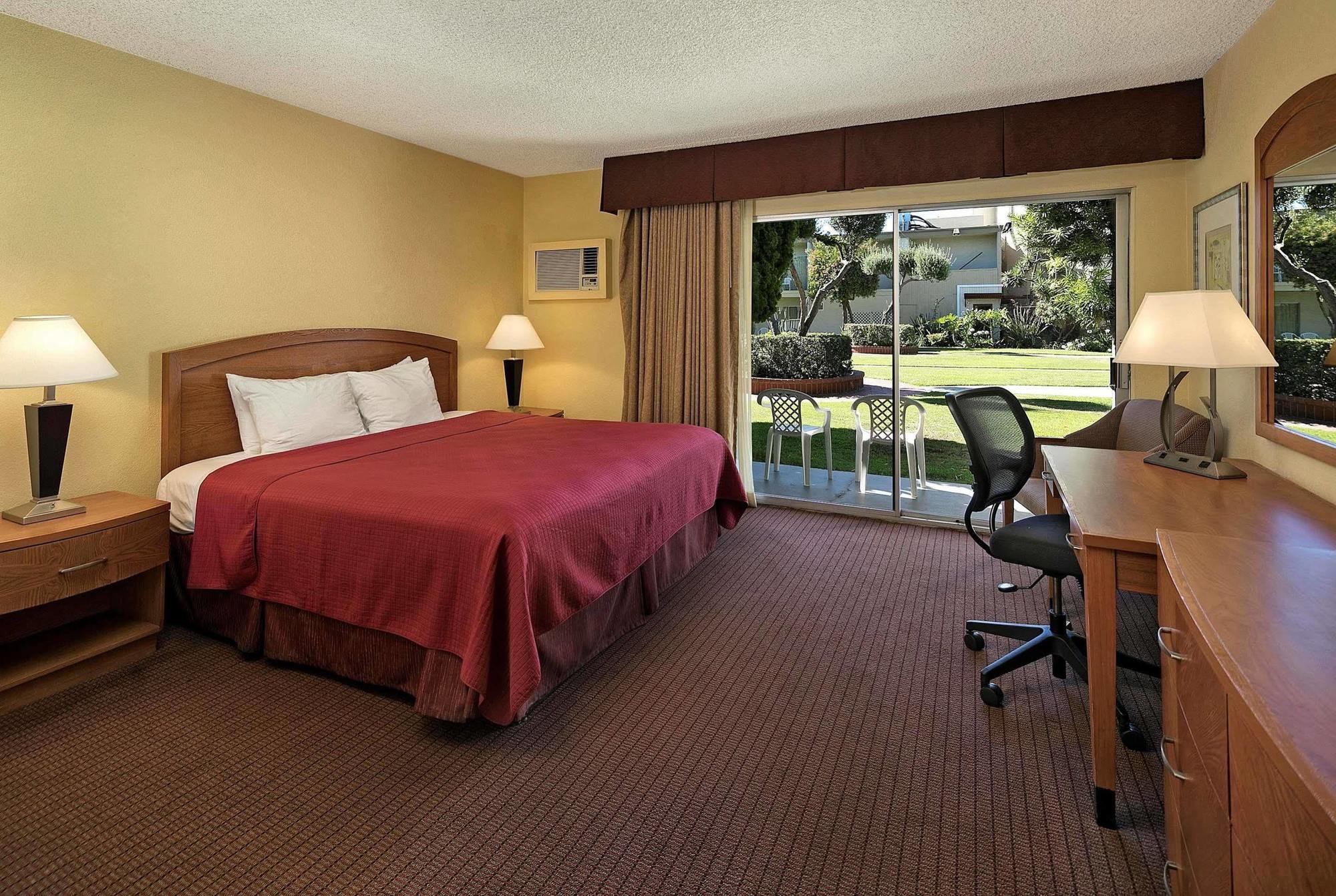 Golden Sails Hotel Long Beach Bagian luar foto