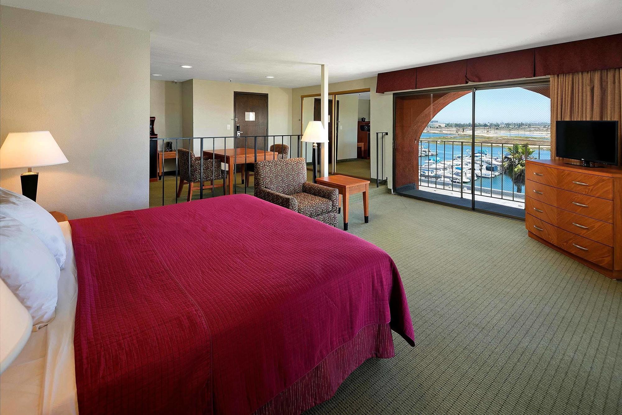 Golden Sails Hotel Long Beach Bagian luar foto